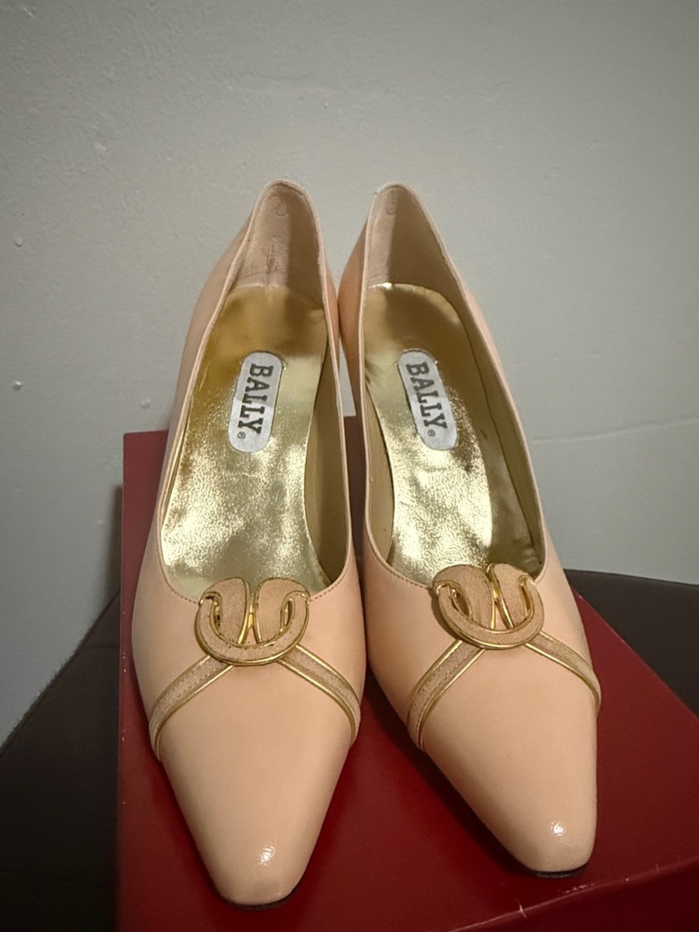 Bally Blush Pink Pointed Toe Pumps with Gold Logo Trim - Picture 4 of 6